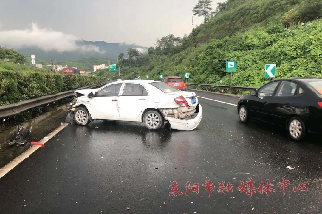 东阳最新交通事故