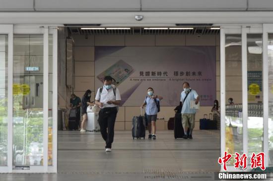 2025澳门天天六开彩免费香港,探索澳门天天六开彩与香港彩票文化，未来彩票市场的展望