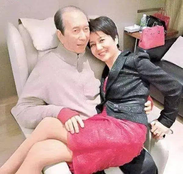 新澳门精准四肖期期准,新澳门精准四肖期期准，探索与解析