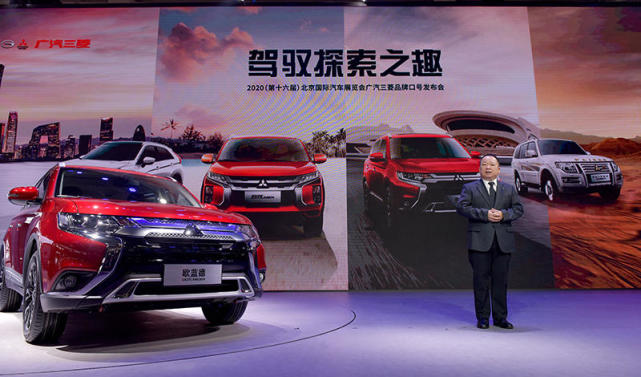 2025新澳门正版免费资木车,探索澳门未来，新澳门正版免费资讯与木车文化交融之旅