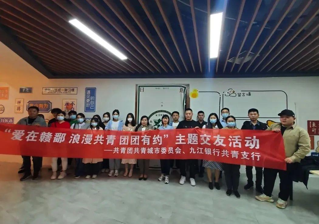 2025精准正版资料,迈向精准正版资料的未来，探索2025年数据世界的新篇章