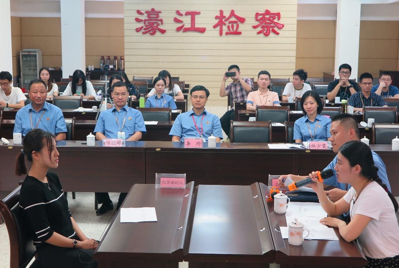 濠江论坛免费资料大全,濠江论坛免费资料大全，探索知识的宝库